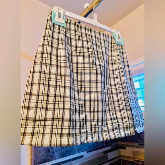 Princess Polly Green Plaid Mini Skirt - Picture 8 of 11